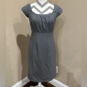 Banana Republic gray linen short dress with cap sleeves, size L
